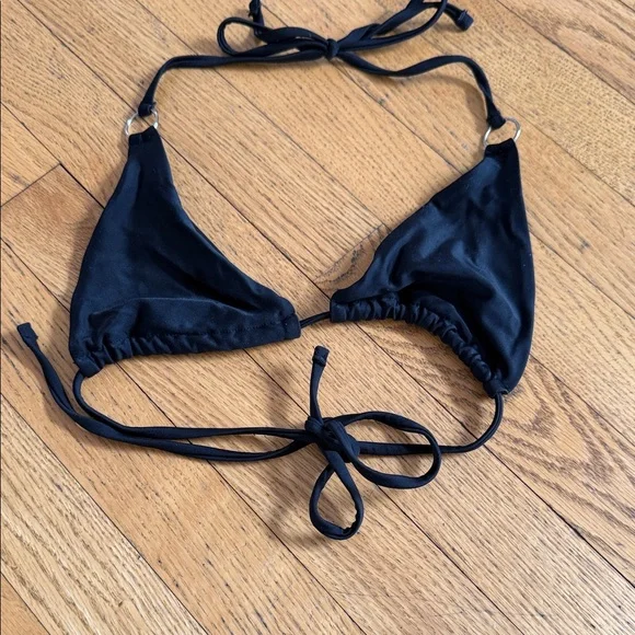 Source Unknown Black Triangle String Bikini Top with Silver Rings - Picture 4 of 5